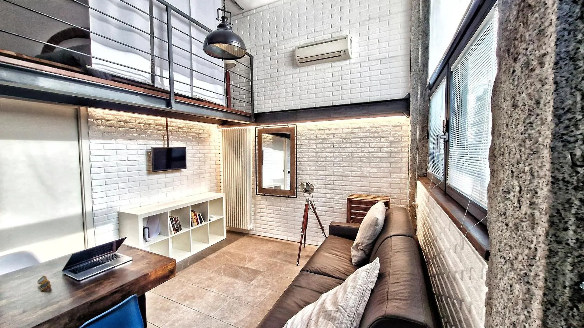 Milano Loft Centro, 10 Min From Duomo Apartment 0*, Milan Italy