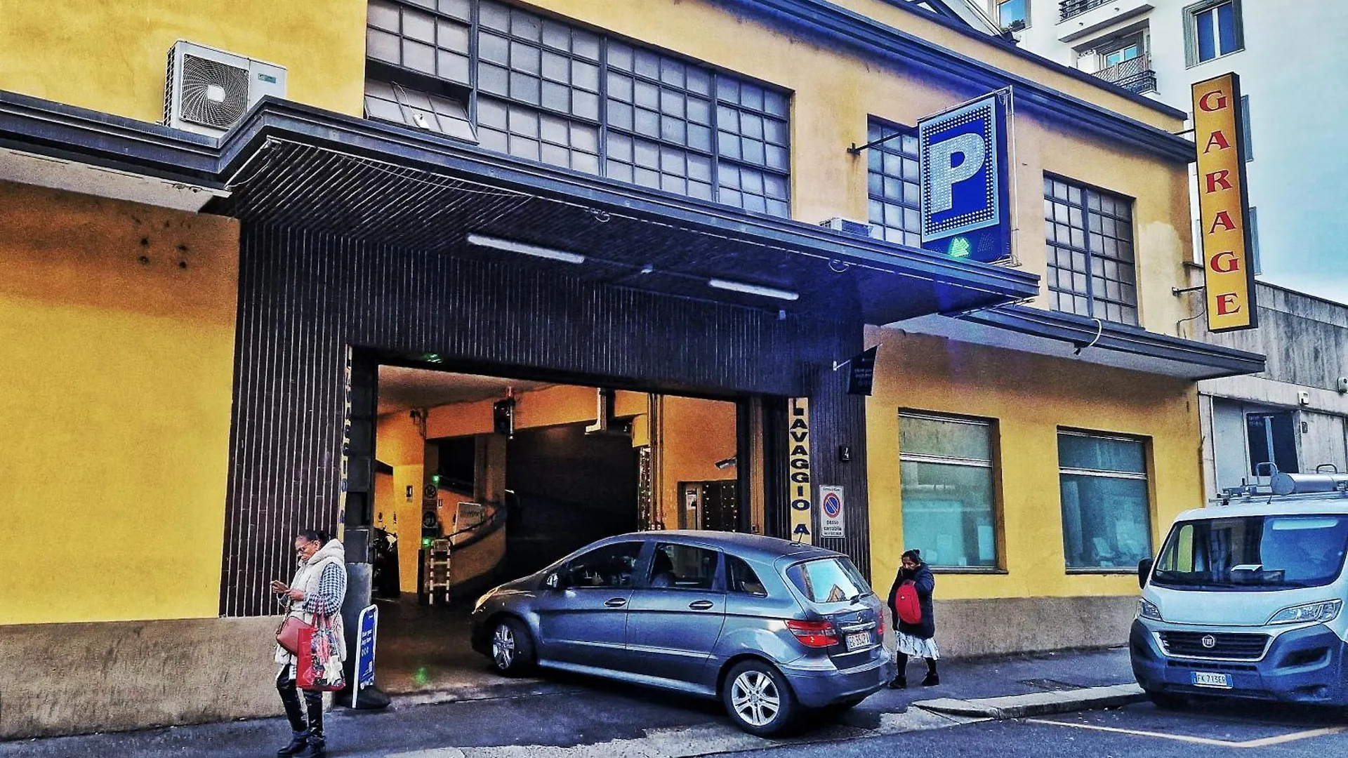 Milano Loft Centro, 10 Min From Duomo Apartment  Milan